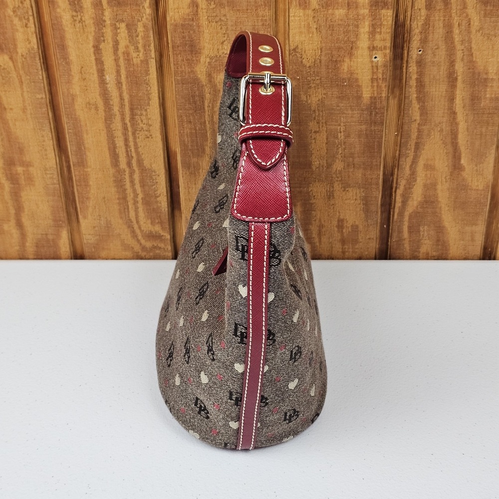 Dooney & Bourke Hobo Bucket Bag Canvas Hearts Signature Gray & Red Y2K DH29 - Picture 5 of 11